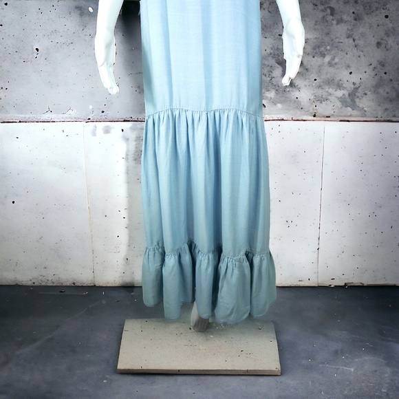 NWT Vince Camuto Sleeveless Tiered Maxi Dress - Picture 3 of 5